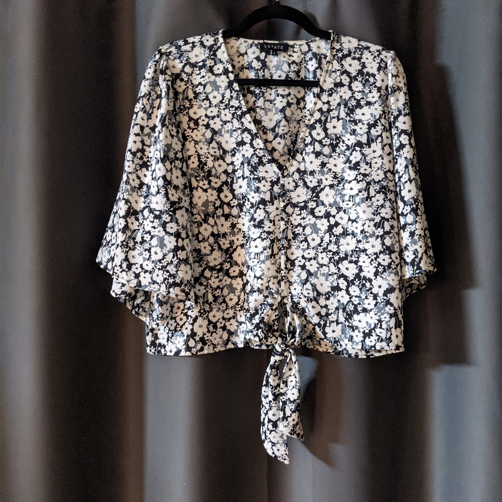 1. STATE V-neck blouse bell  sleeves flowy front tie grey & white floral pattern